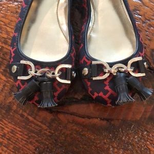 Beautiful Tommy Hilfiger Red & Navy Ballet Flats